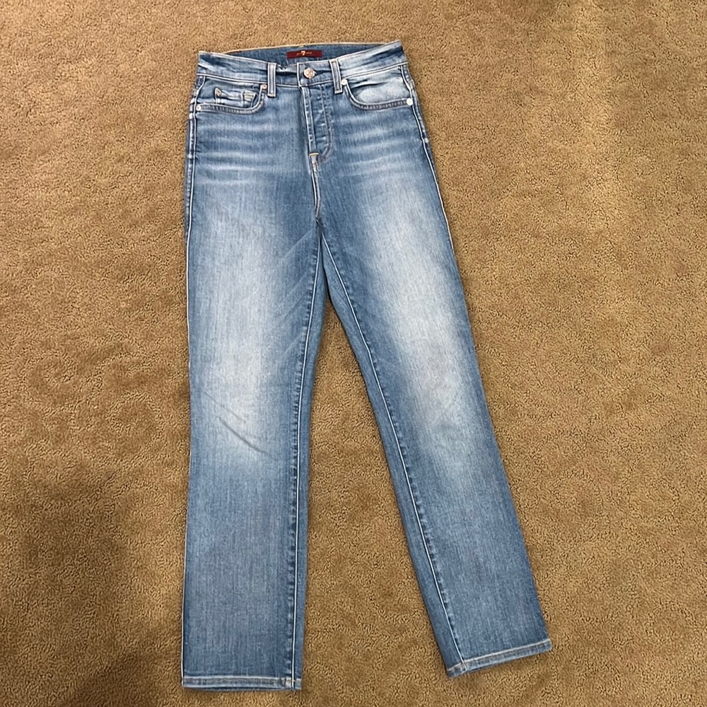 Womens 7 jeans. Model FW8278594A. Size 25.